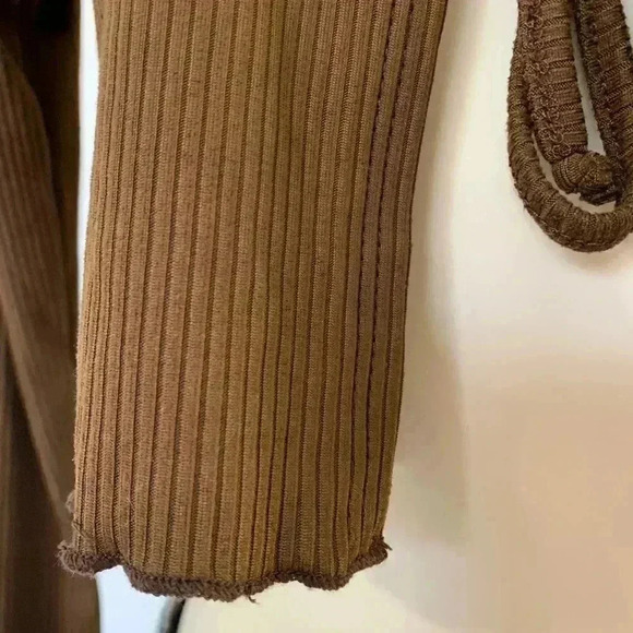 See You Monday is the brand, tie front, long sleeve, cropped top, - Picture 5 of 8